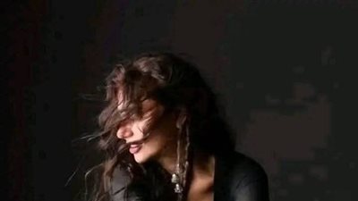 اختي رمتني في الطين يوم فرحي