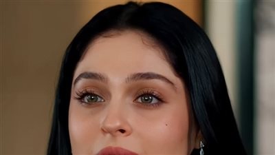 العروسه رحاب نايمه